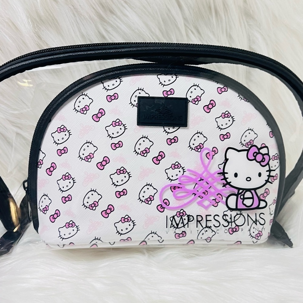 Hello Kitty® Clutch Set - Picture 3 of 5